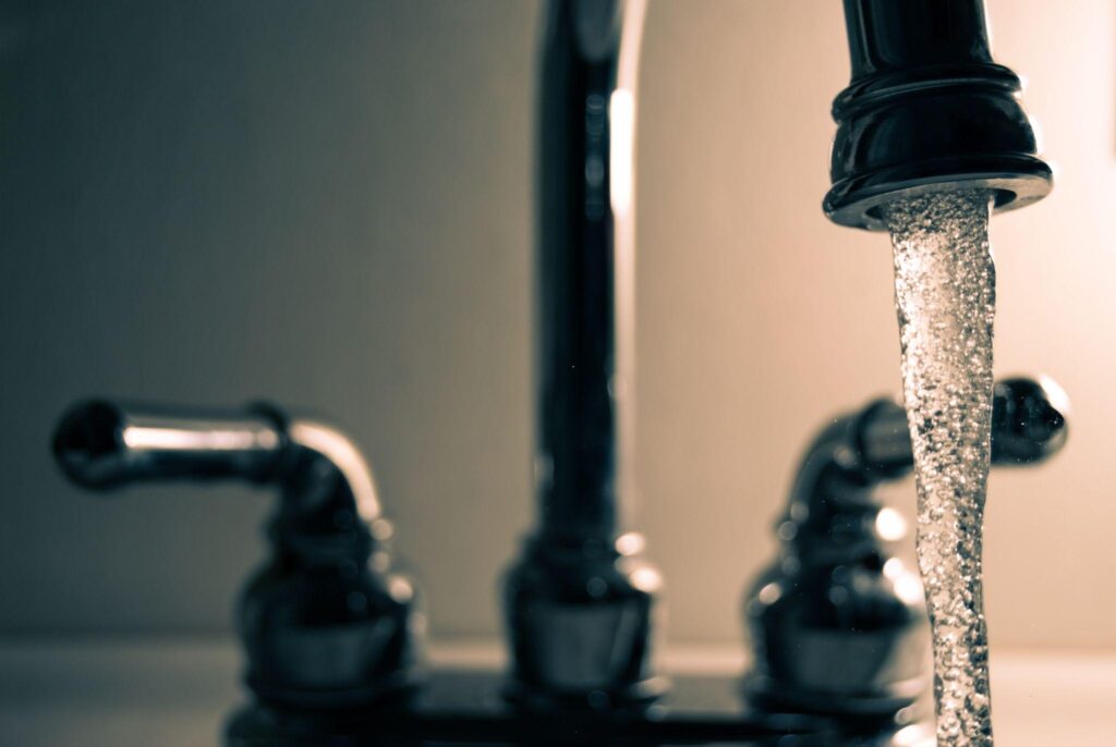 Découvrez nos 5 bonnes raisons de filtrer votre eau potable